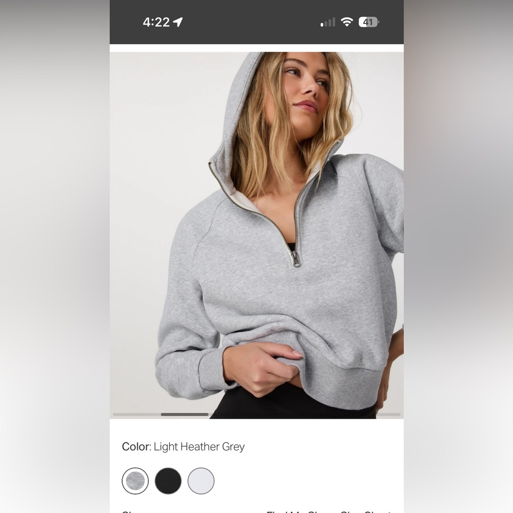 Vuori Women's Light Heather Gray Quarter-Zip Sweatshirt
New without tags